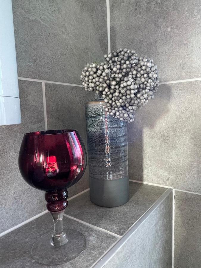 Wohnen Beim Brotsommelier - Holzmichel Apartment Darmstadt Luaran gambar